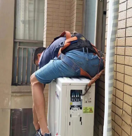 龙凤空调移机